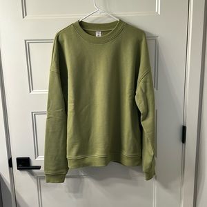 Alo Renown Crewneck Sweatshirt, Size Medium, Light Green, EUC